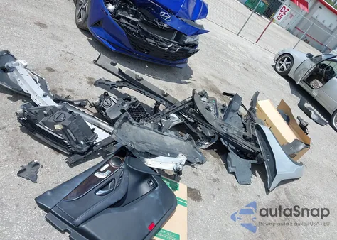 2017 Mercedes-Benz Glc 300 4Matic from USA, damaged, VIN WDC0G4KB9HF165579